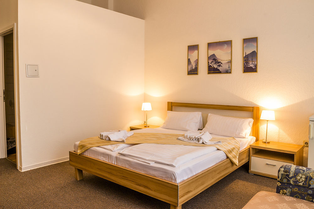 City Pension Berlim Exterior foto